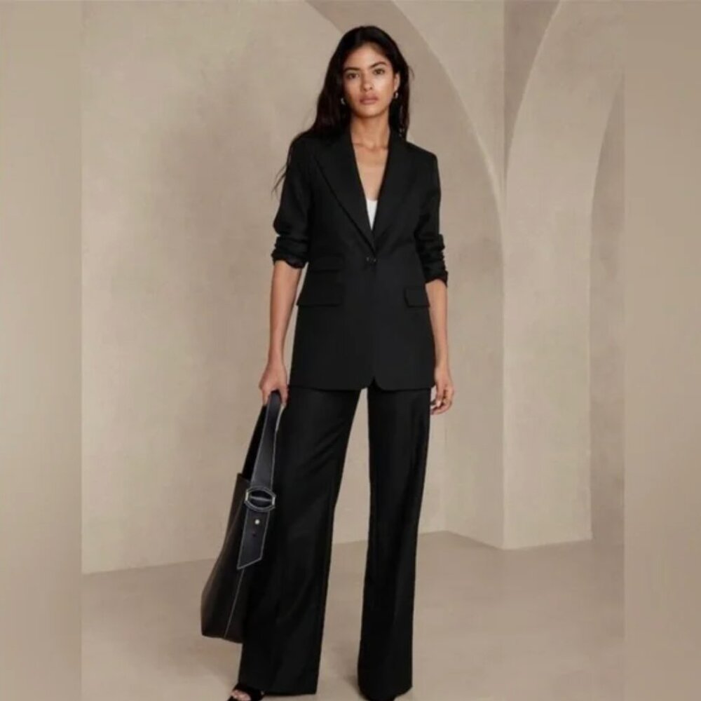 Banana Republic Black Lido Wide Leg Wool Pants size 10